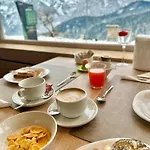 Tre Pini Otel Danta